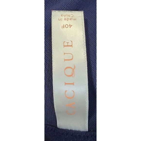 Cacique Womens Navy Blue Plunge Bra With Adjustable Straps Back Closure Sz 40F - Picture 6 of 10